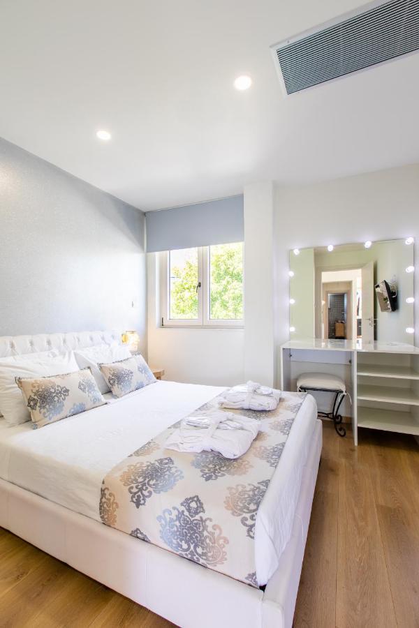 Gk Halepa Luxury Apartment Chrissi Akti Chania Exterior foto