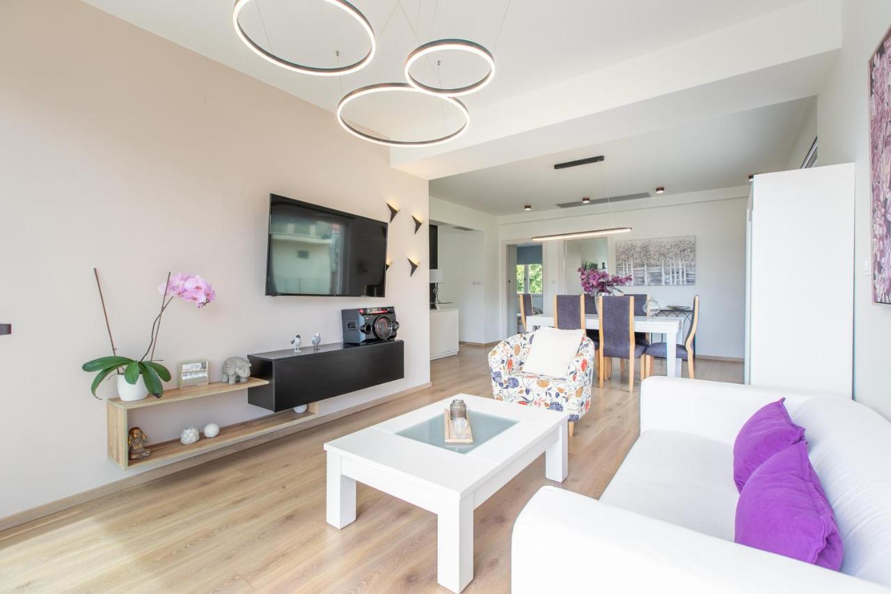 Gk Halepa Luxury Apartment Chrissi Akti Chania Exterior foto