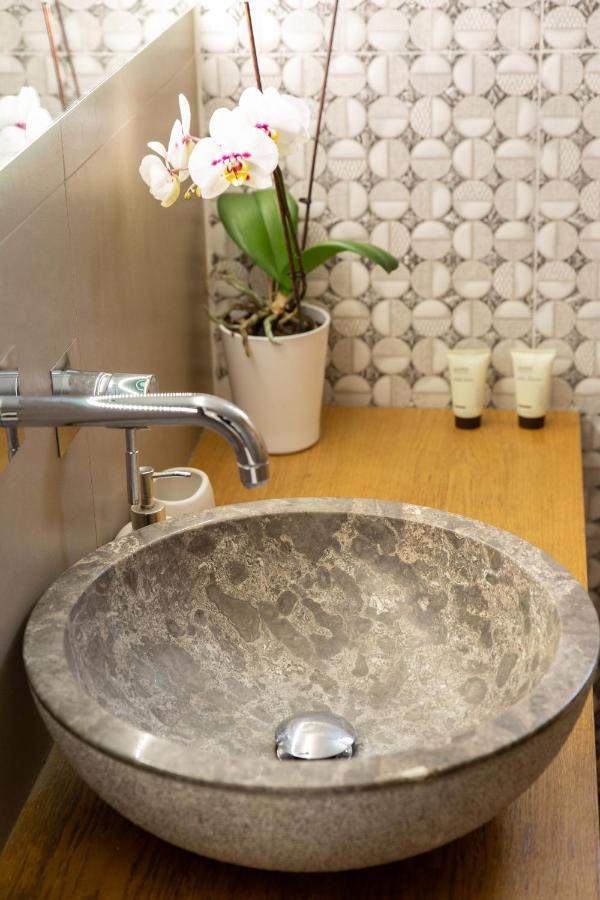 Gk Halepa Luxury Apartment Chrissi Akti Chania Exterior foto